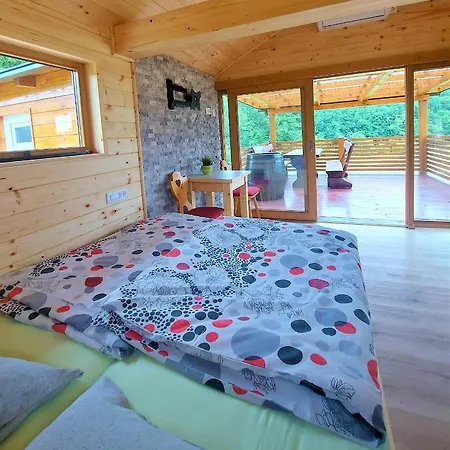 Lahinja & Kolpa River Apartments Metlika Extérieur photo