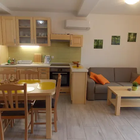 Lahinja & Kolpa River Apartments Metlika Extérieur photo